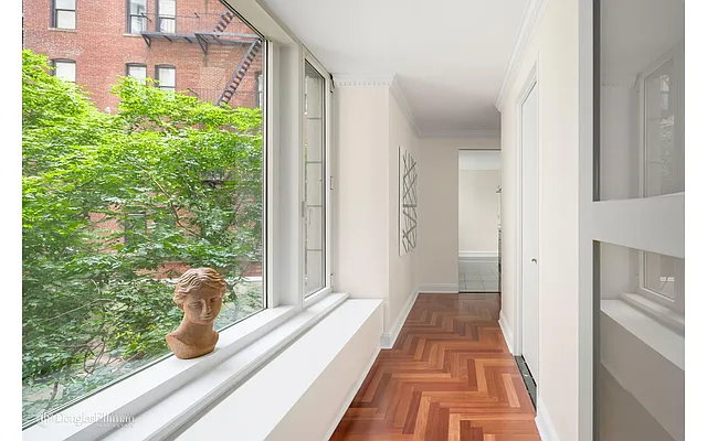 Sold by Douglas Elliman | media 4