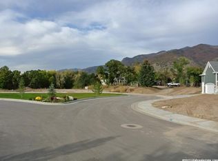 1027 Oxford Cir, Fruit Heights, UT 84037