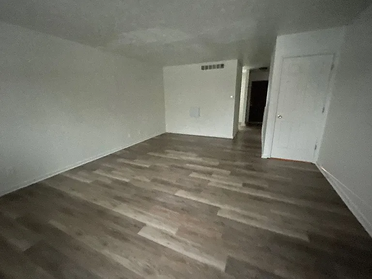 Tallmadge Townhomes — Photo 10
