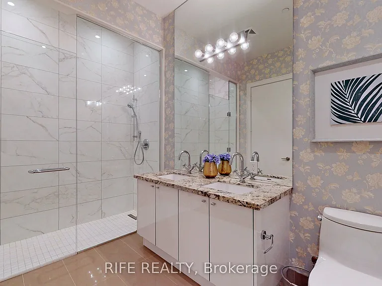 39 Queens Quay E #1208 — Photo 35
