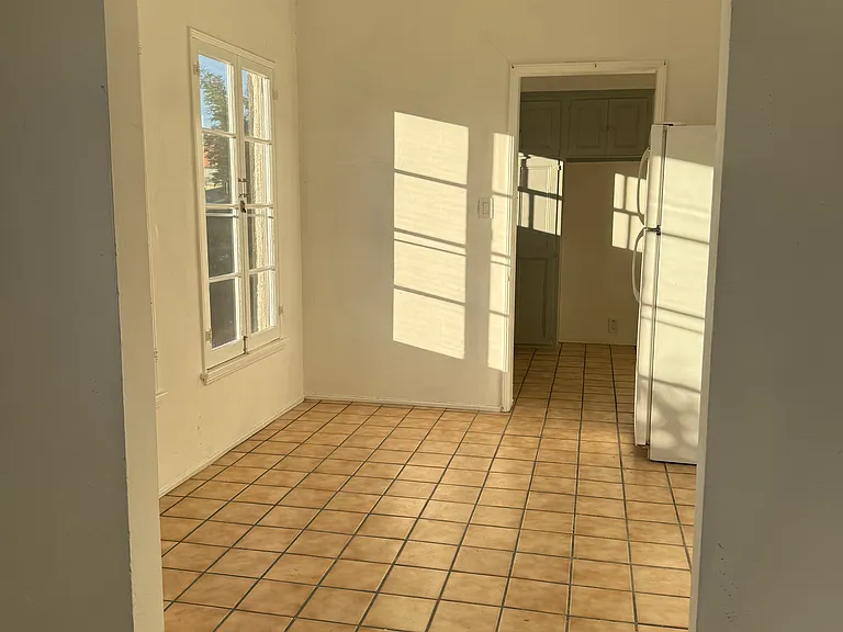 860 S Kenmore Ave #3055 — Photo 8