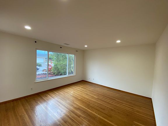 2nd image of 7553 Peach Blossom Dr