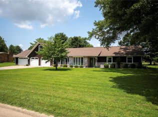 214 Thomas Dr, Sikeston, MO 63801