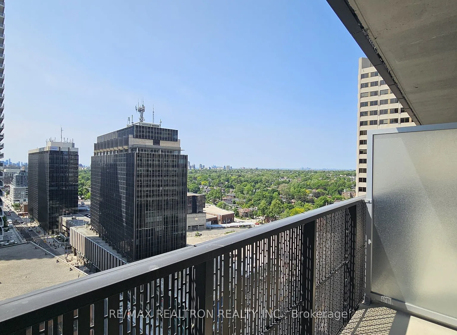 2 bed, $2,500 — Photo 1