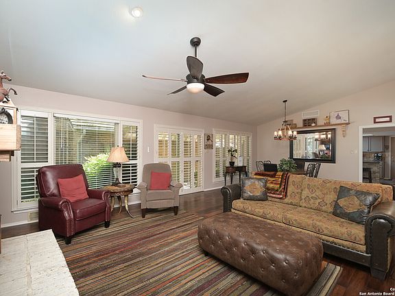 5th image of 1810 SHADOW PARK ST
