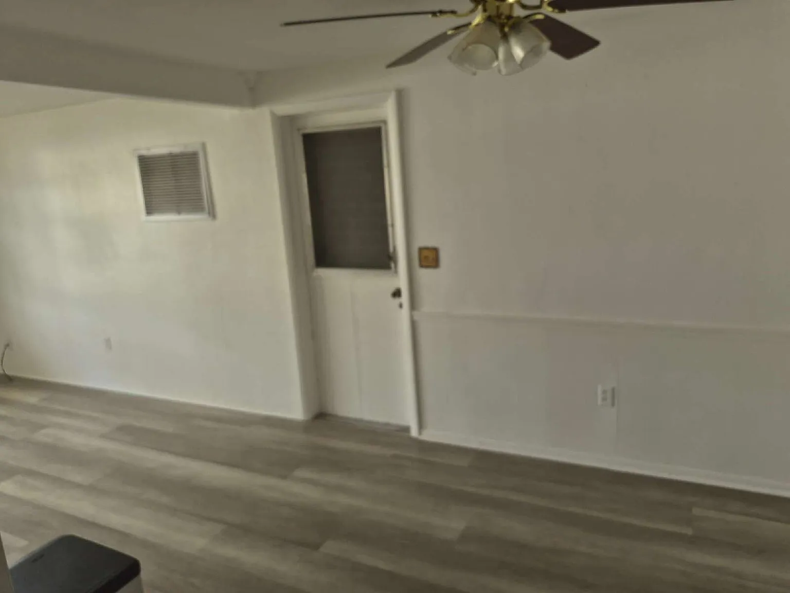 2 bed, 1.5 bath, $1,500 — Photo 4