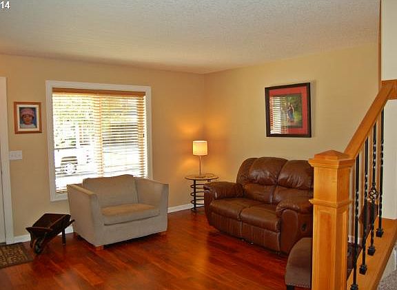 3rd image of 1025 NW 22nd Ave