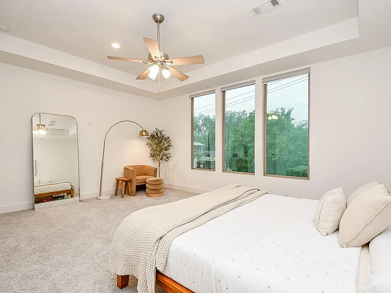 4403 Greeley St — Photo 17