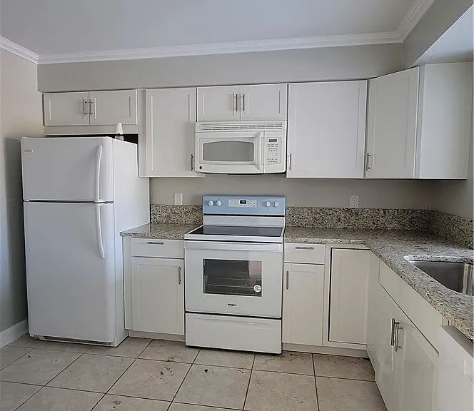 4402 Santa Barbara Blvd — Photo 3