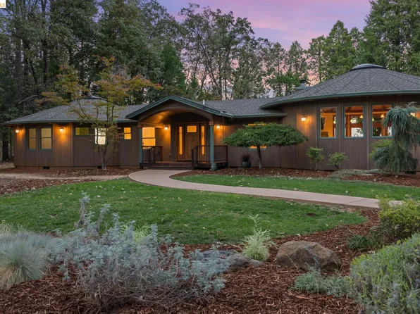 14655 Applewood Ln, Nevada City, CA 95959