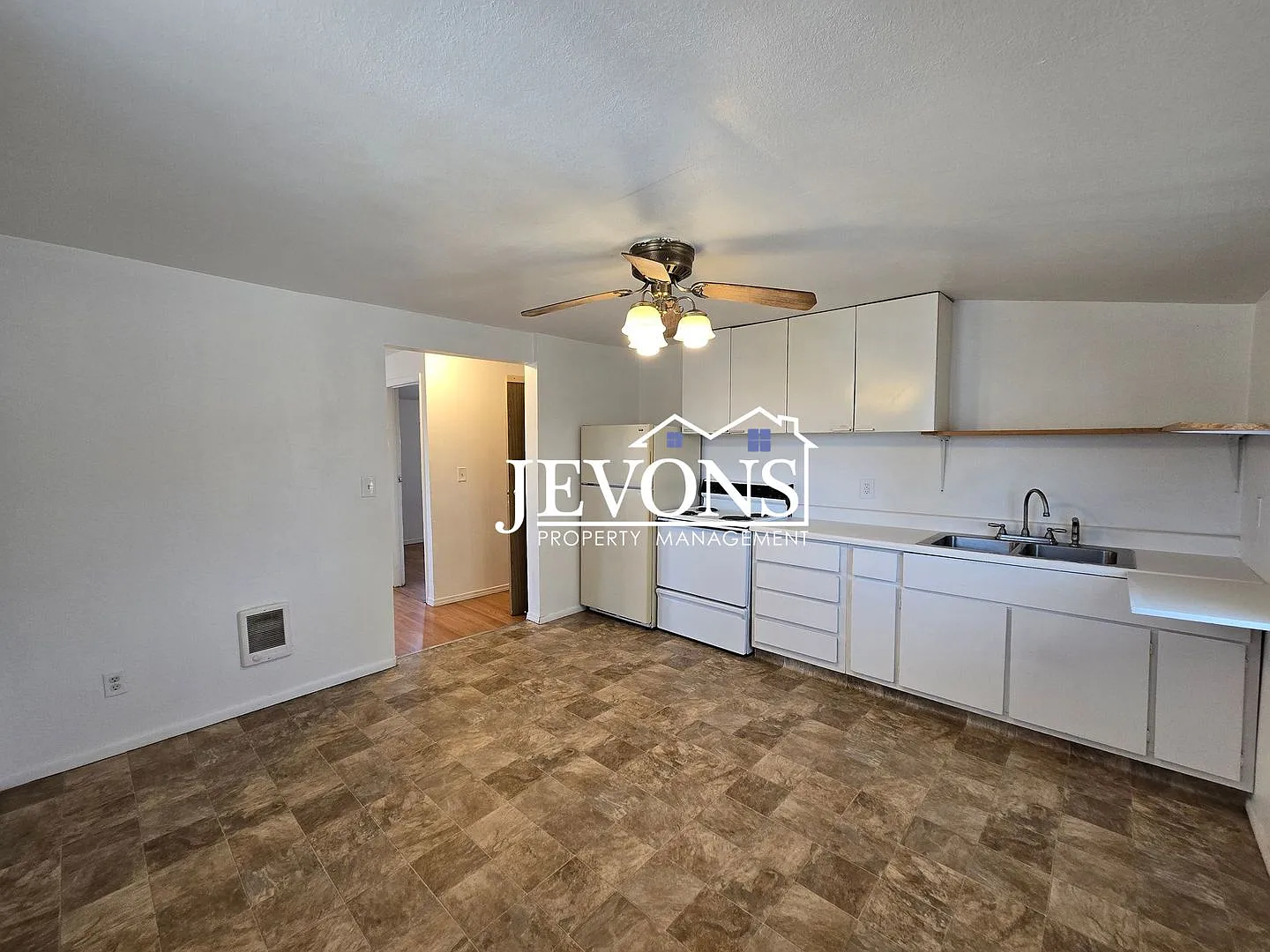 403 S 4th St Yakima, WA 98901 — Photo 4