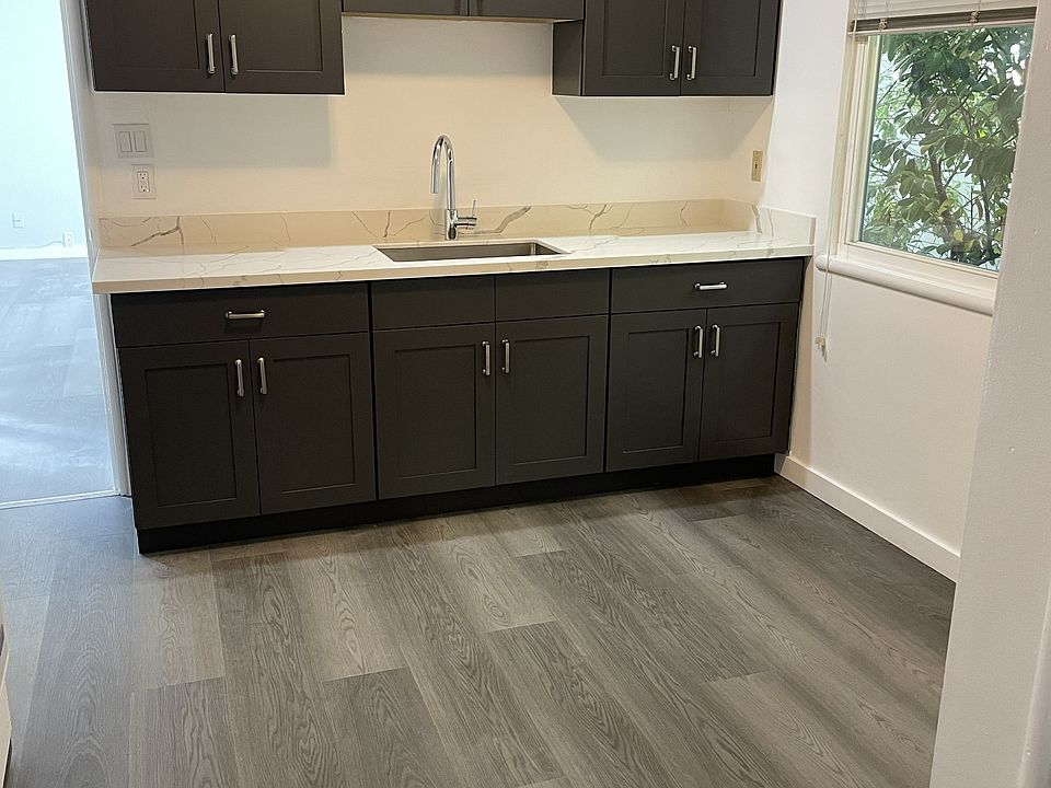 2nd image of 353 Somerset Rd