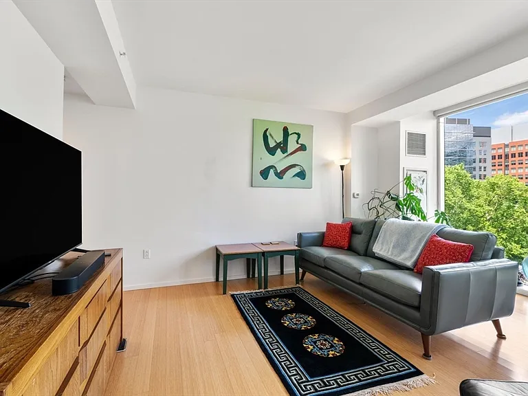 2 Earhart St #421 — Photo 5
