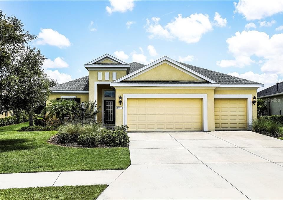 1st image of 11988 Forest Park Cir