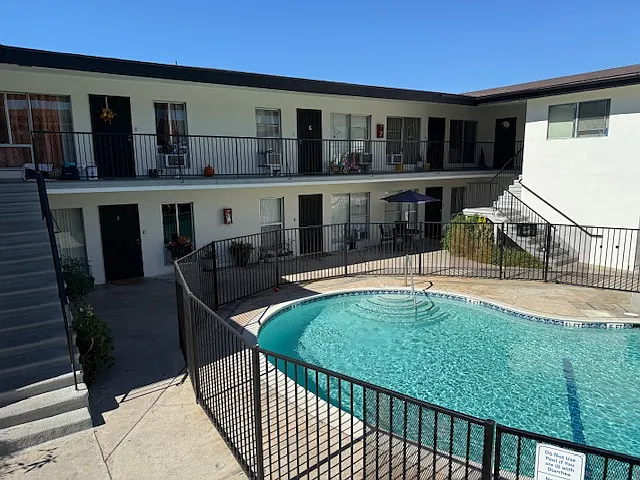 1 bed, $1,925 — Photo 2