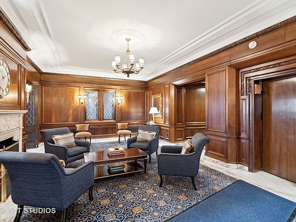 3rd image of 1242 N Lake Shore Dr #11N