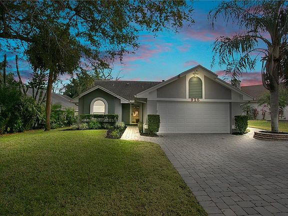 2nd image of 925 Summer Lakes Dr