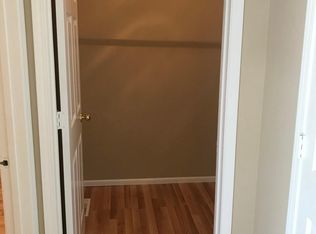 15063 Bedford Ave, Omaha, NE 68116