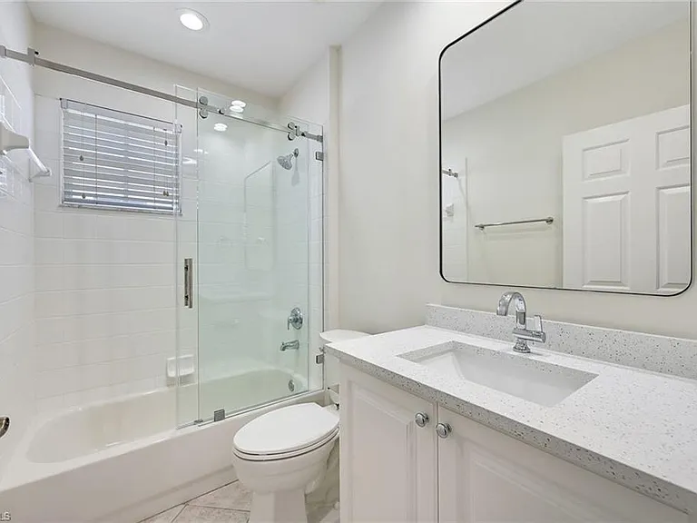 1580 Clermont Dr #L-202 — Photo 24