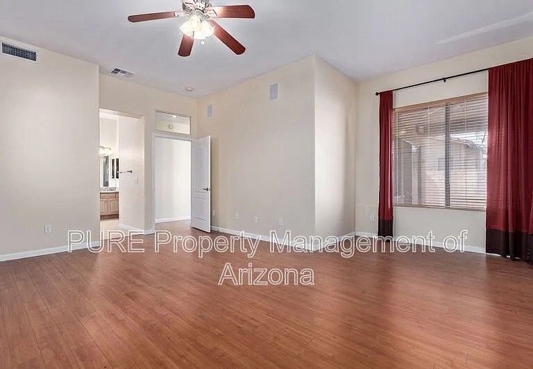 737 S Sycamore Pl — Photo 19