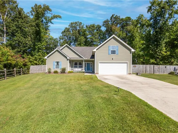 147 Travis Blvd, Moyock, NC 27958