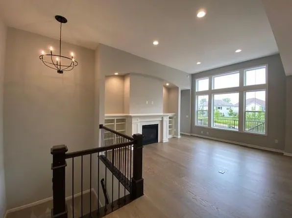 7437 Elm Ln, Hamel, MN 55340