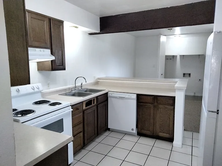 10690 W 12th Pl — Photo 19