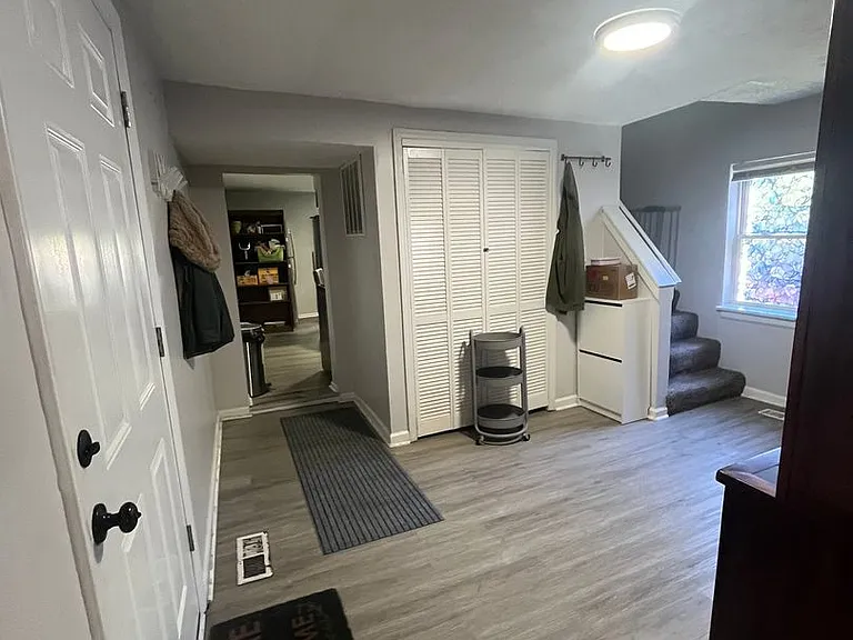 617 Van Roberts Pl — Photo 8