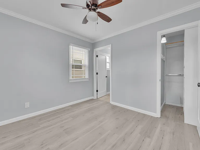 4587 Campus Ave — Photo 15