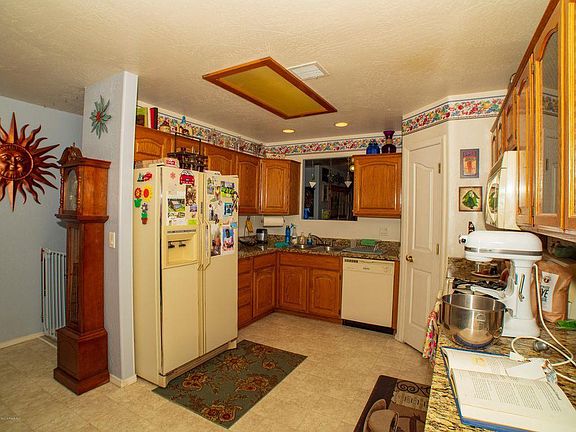 Unit B Kitchen