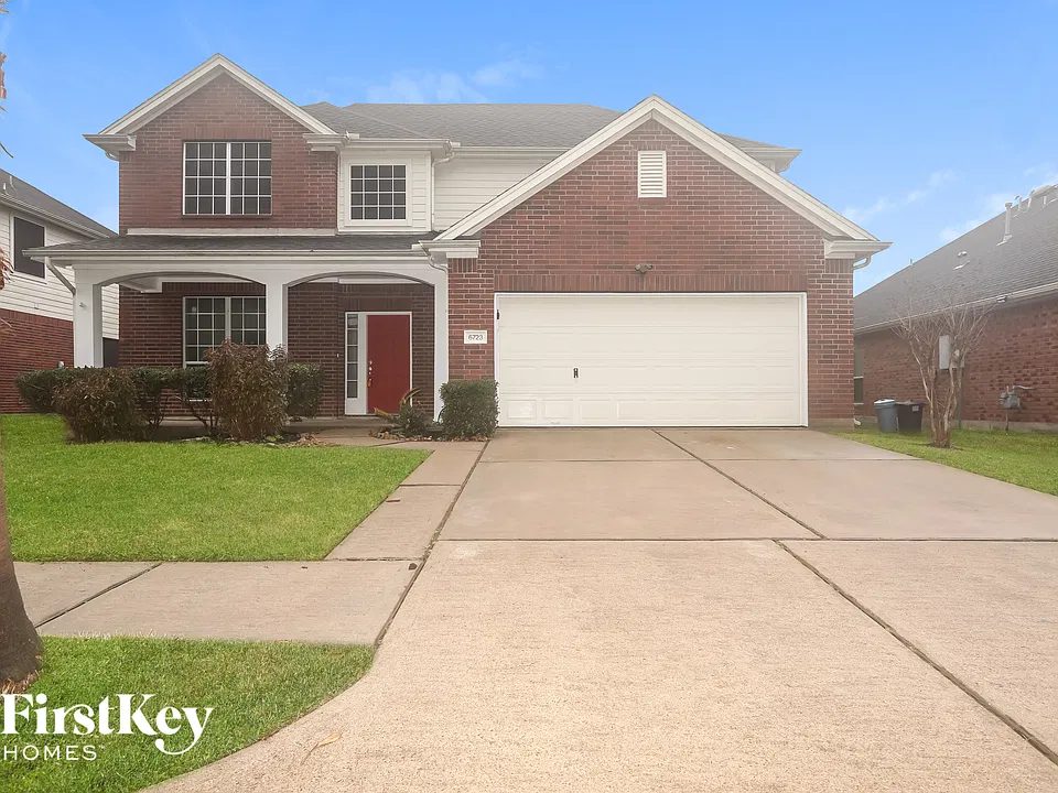 6723 Dawn Star Dr