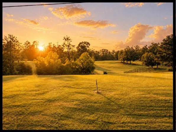Woodland Rd, Batesville, MS 38606
