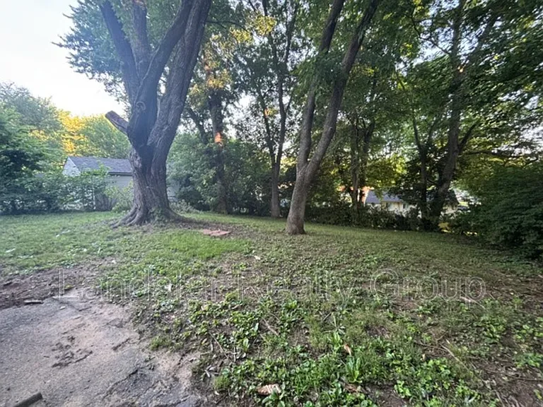 4721 Granada Dr — Photo 30