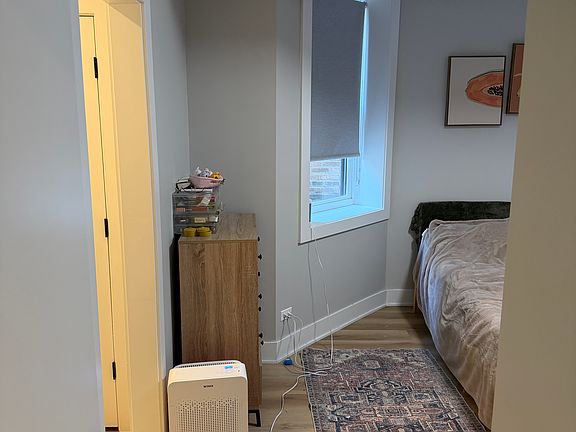 5th image of 833 N Hoyne Ave #Gn