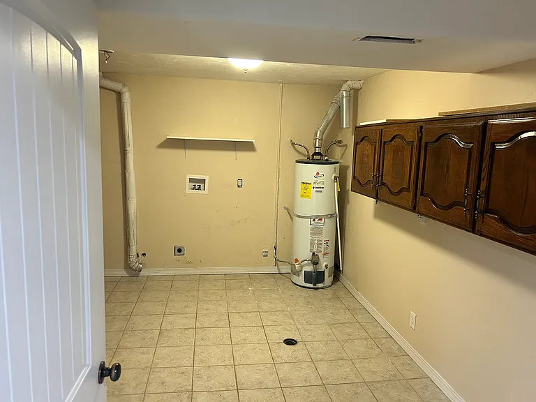 2920 N Sunlight Dr — Photo 7