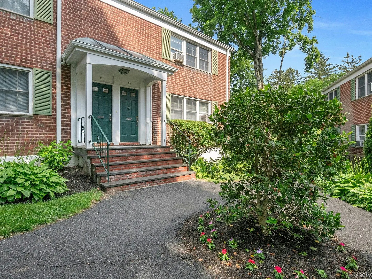 1 bed, 1.0 bath, 735 sqft, $3,000 — Photo 3