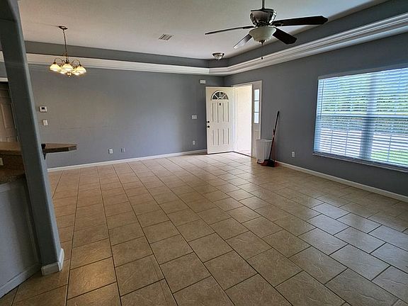 4th image of 22 Donlon Dr #B