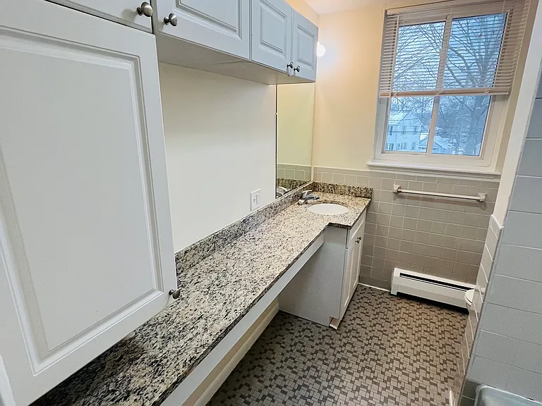 488 Fountain St #2 — Photo 13