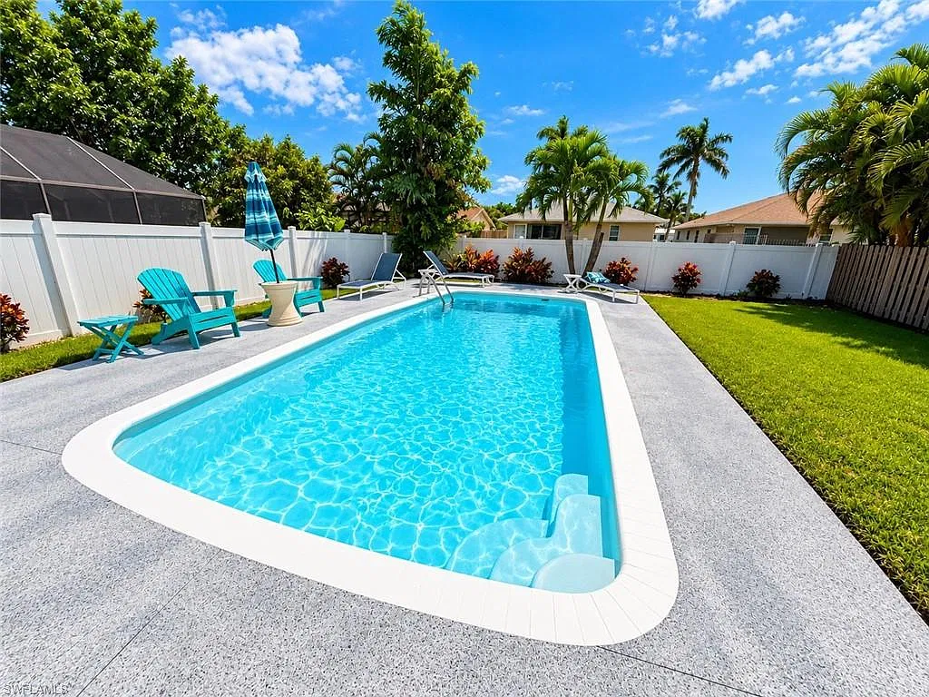 3 bed, 2.0 bath, 1128 sqft, $10,000 — Photo 1