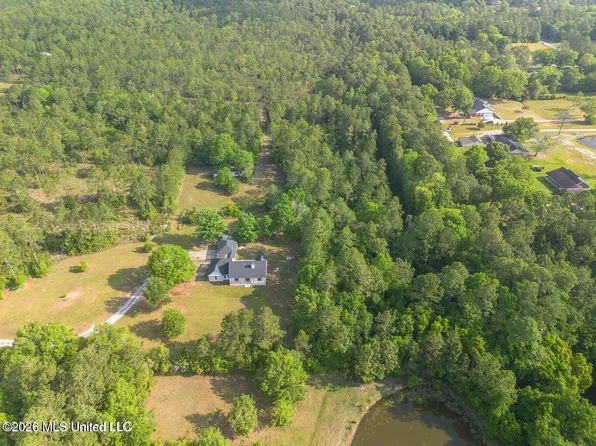 6720 Country Pines Ln, Vancleave, MS 39565
