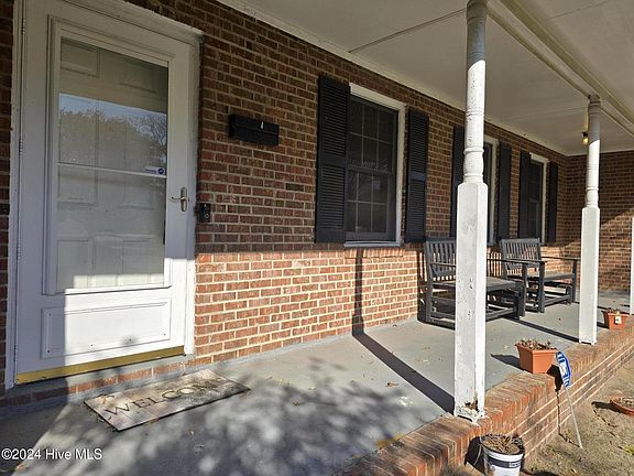 3rd image of 311 S Alabama Avenue