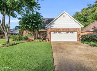 24 Lakes Blvd, Starkville, MS 39759