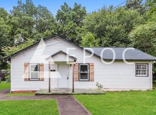 4116 Whitfield Rd, Winston Salem, NC 27105