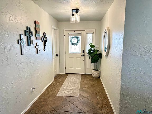 4th image of 4809 Thunderbird Rd