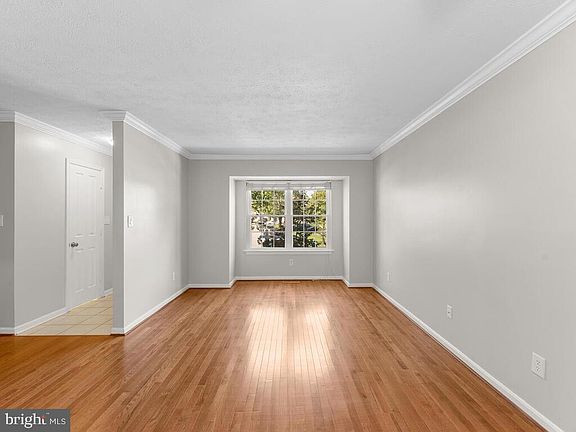 5th image of 9610 Donnan Castle Ct