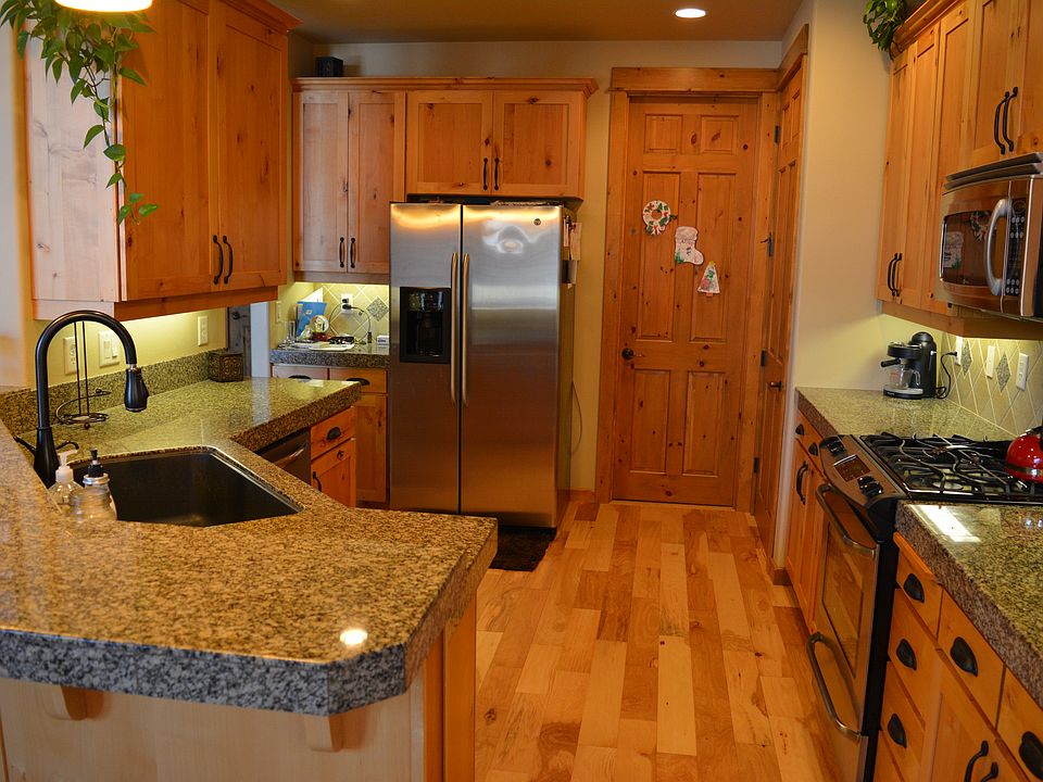 Entertainers Kitchen