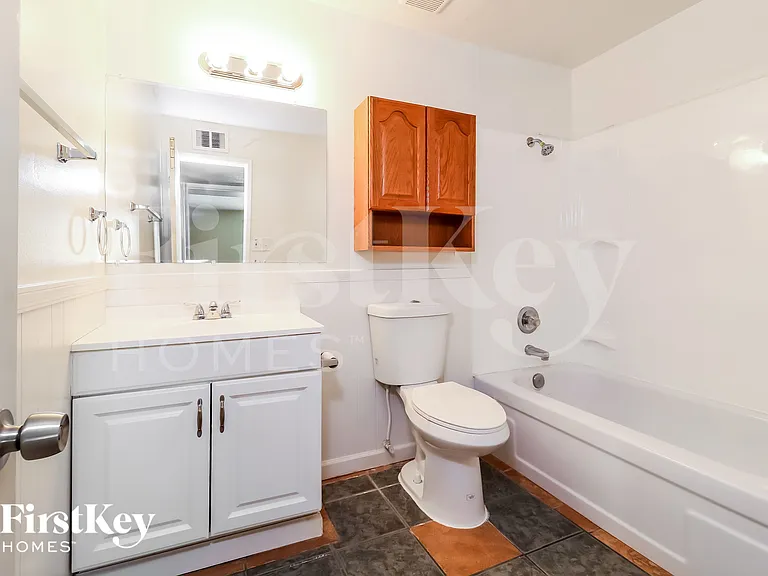 3733 E Eugie Ave — Photo 10
