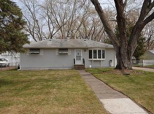 6912 Oliver Ave N, Brooklyn Center, MN 55430