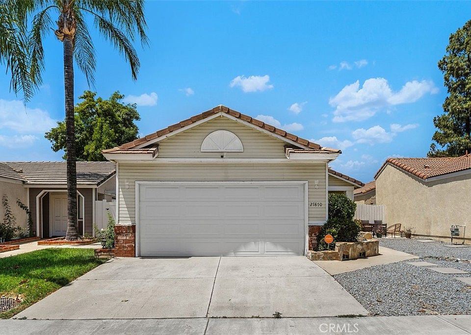 1st image of 27870 Moonridge Dr
