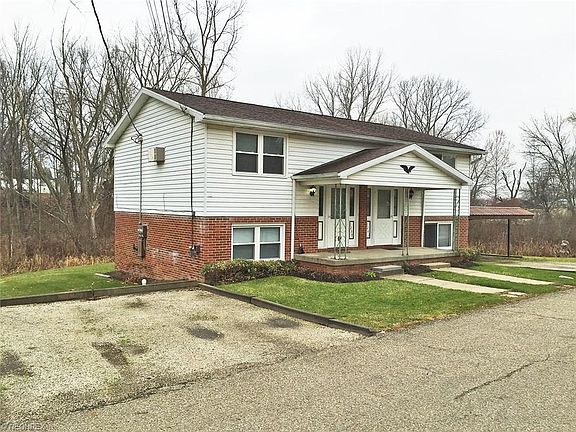 2nd image of 1239 Zwick Ave